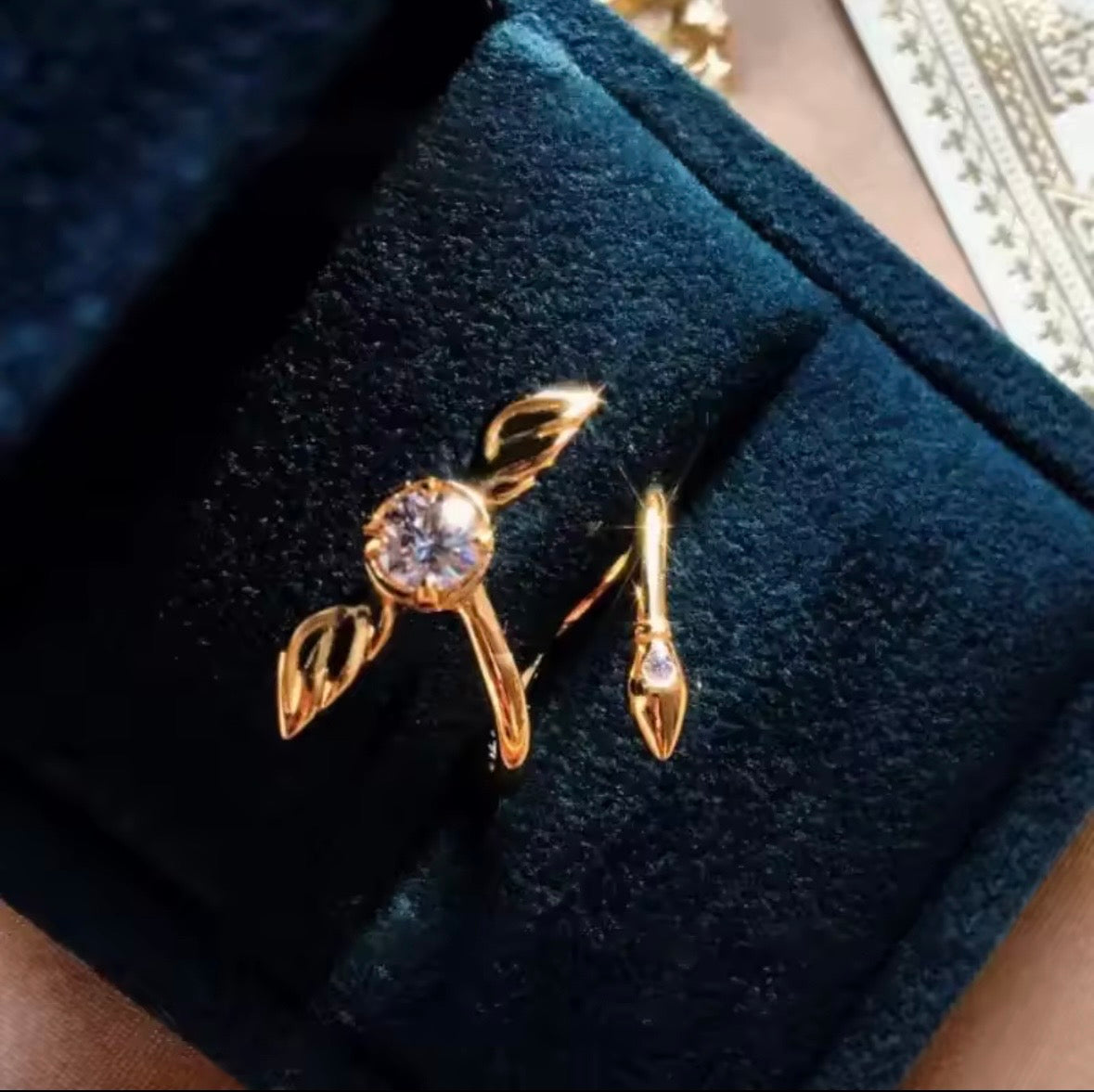 Mirora™ - Spin Ring